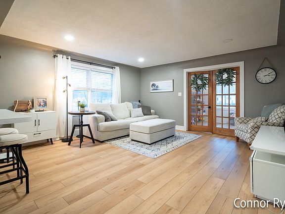 2nd image of 807 136th Ave