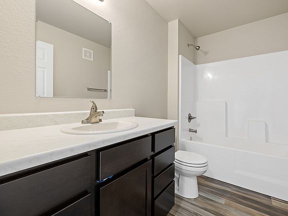 5th image of 4827 5th St #6