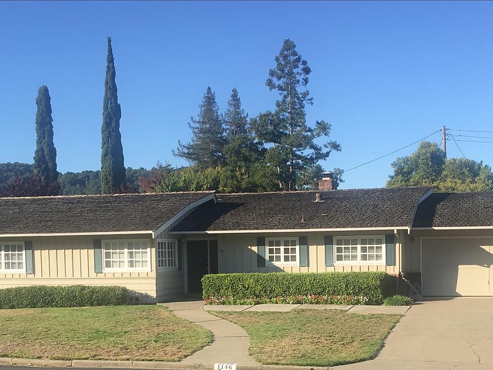 1st image of 1146 Larch Ave