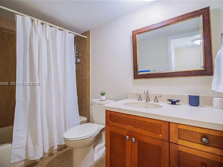 5151 Collins Ave #428 — Photo 17