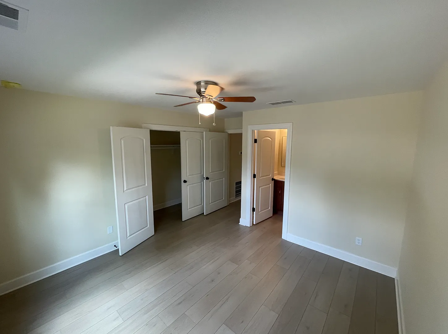624 Golfview Drive — Photo 3