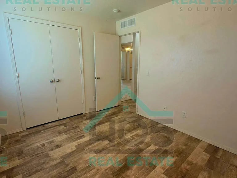 10345 Aberdeen Dr — Photo 14
