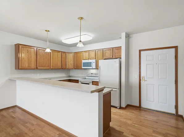 8200 33rd St W #310, Saint Louis Park, MN 55426