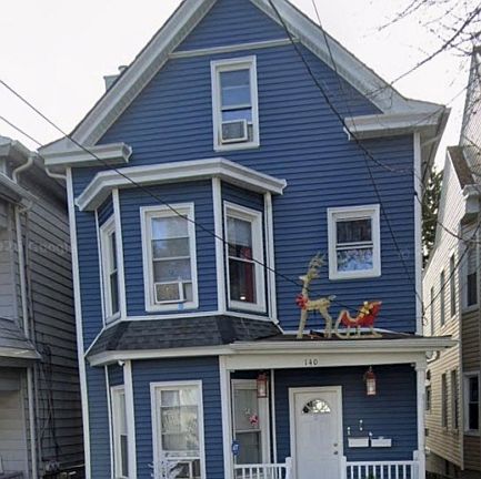 2nd image of 140 N 5Th St