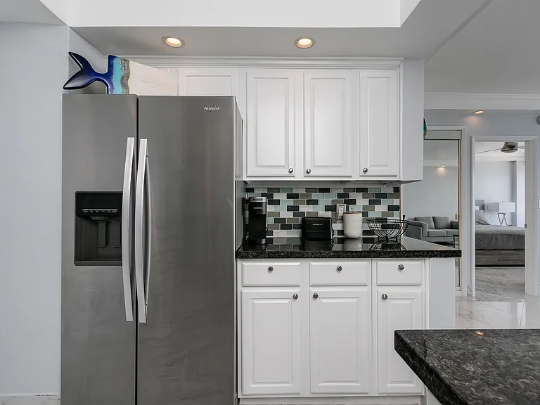 3700 Galt Ocean Dr #804 — Photo 14