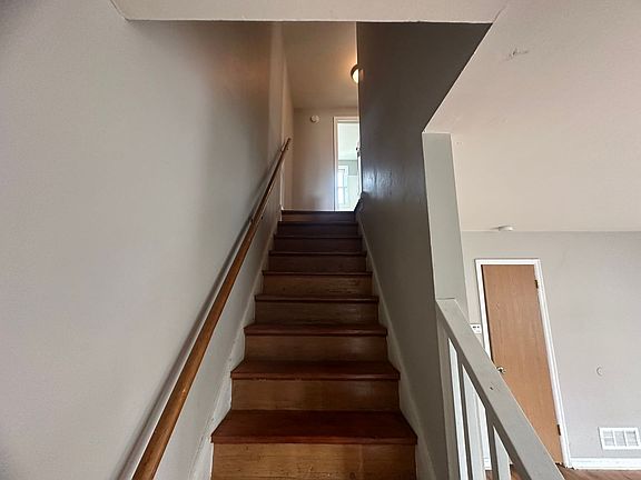 5th image of 812 2nd Ave APT 1