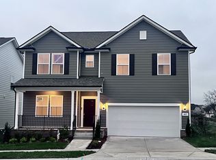 449 Jet Stream Dr, La Vergne, TN 37086