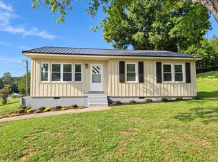 250 1st St, Russellville, AL 35653