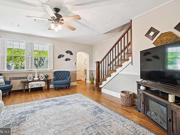 4th image of 113 Osborne Ave #B