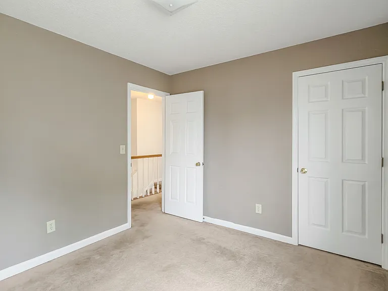 108 Heron Ln — Photo 32