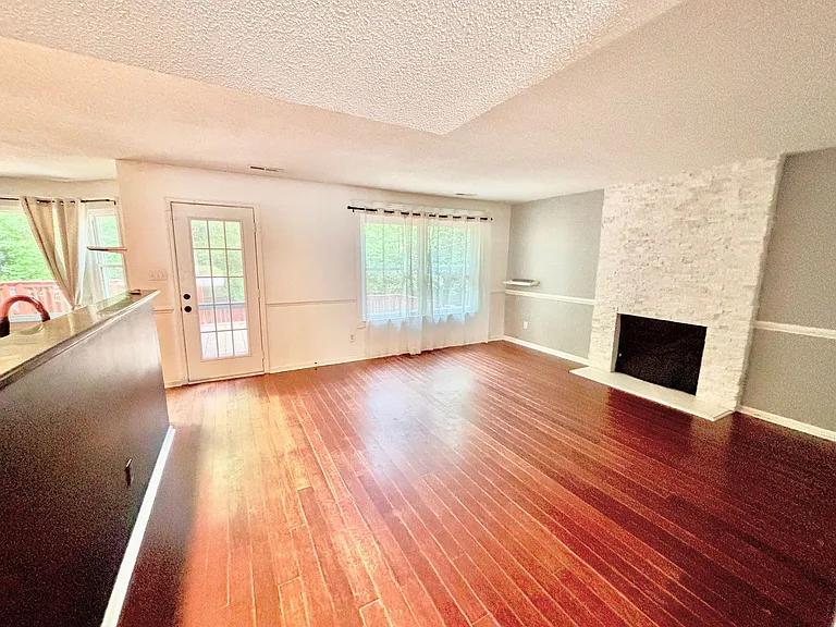 4512 Misty Ct — Photo 14