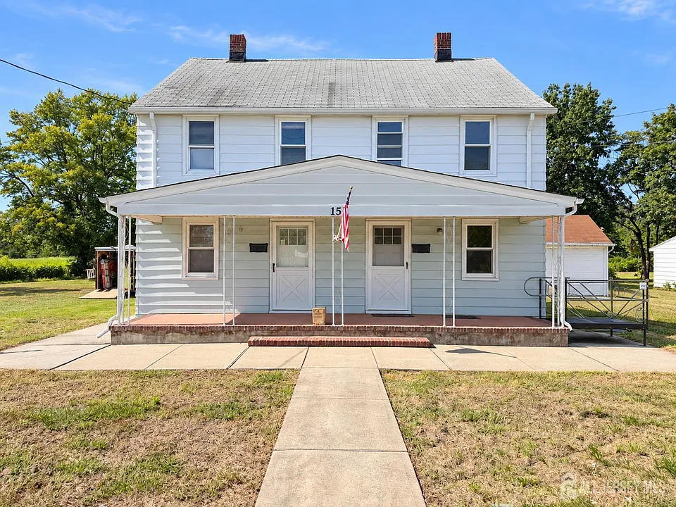151 Macarthur Ave