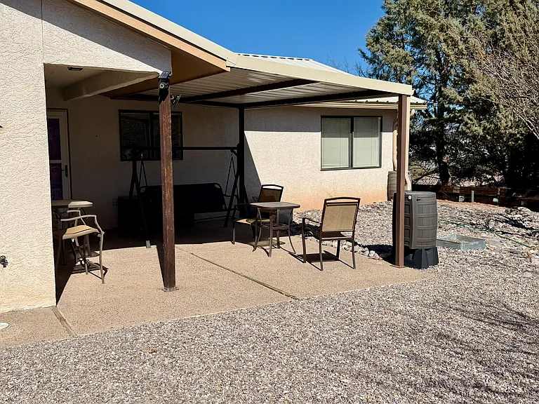 109 Mimbres Rd — Photo 10