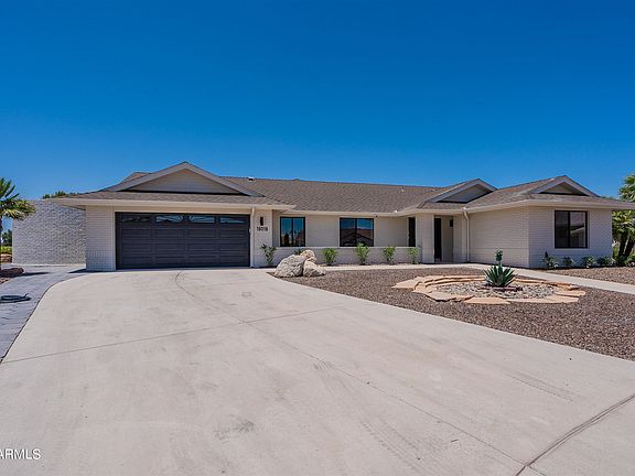 5th image of 18018 N 137th Dr