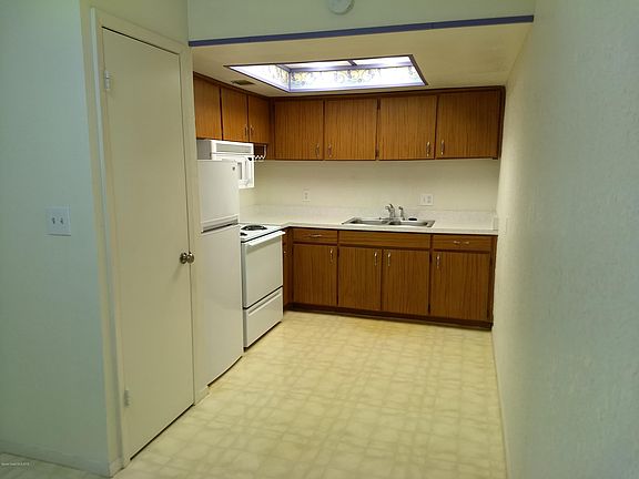 3rd image of 2170 Knox Mc Rae Dr #26