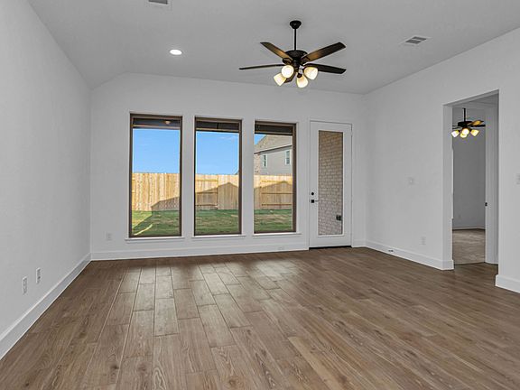 3rd image of 7434 Fraser Peak Dr