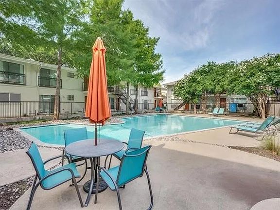4th image of 4616 W Lovers Ln APT 221