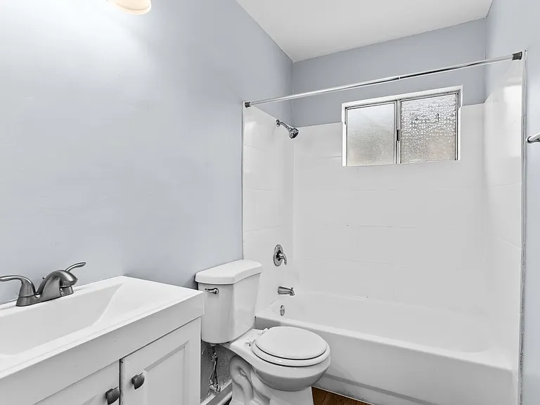 1121 Daisy Avenue — Photo 41