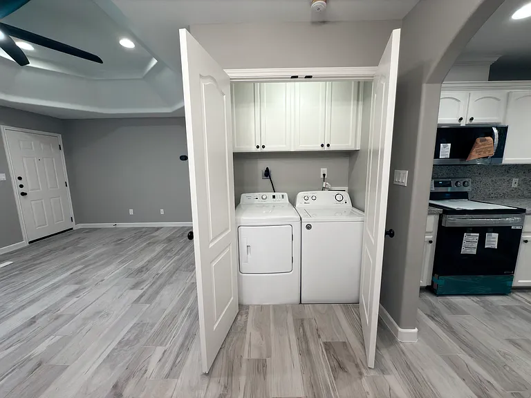 614 Jasper St #B — Photo 3