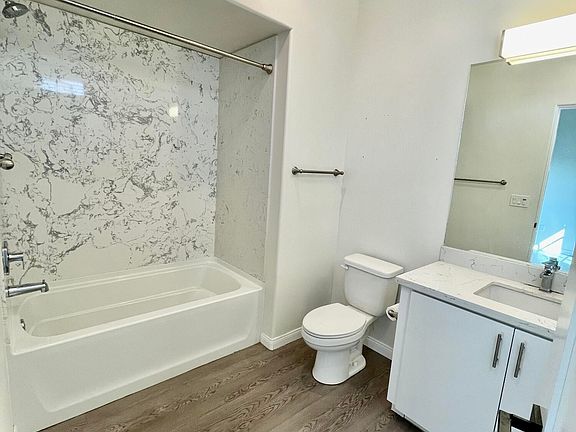 5th image of 414 Chapala St #301