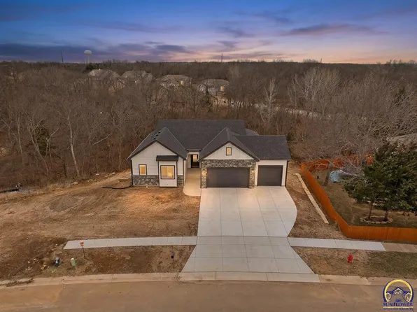 3313 SE Virgo Ave, Topeka, KS 66605