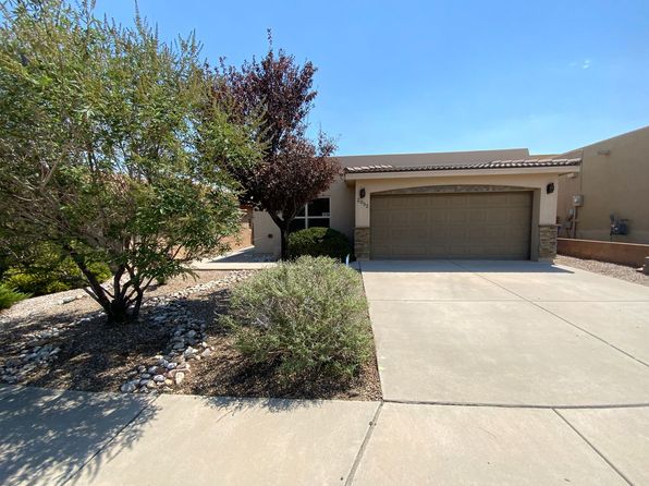 2032 Mountaineer Dr SE
