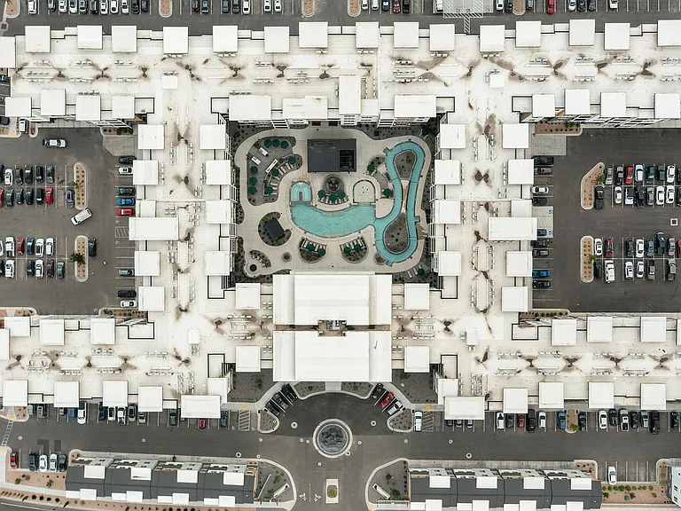 Drone Top