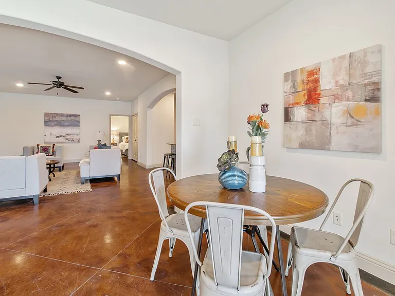 3239 S University Dr — Photo 6