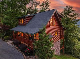 2037 Bear Creek Way, Sevierville, TN 37862