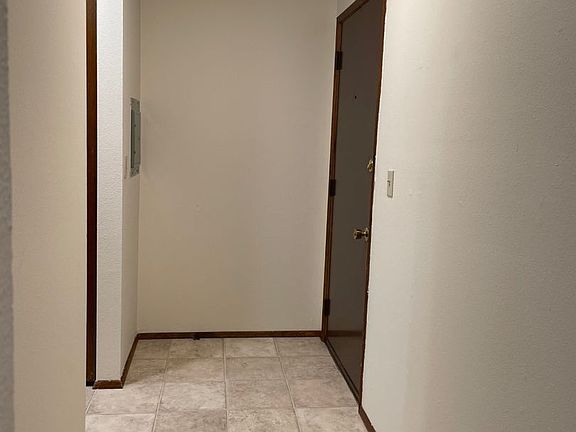 4th image of 11725 93rd Ave NE #1