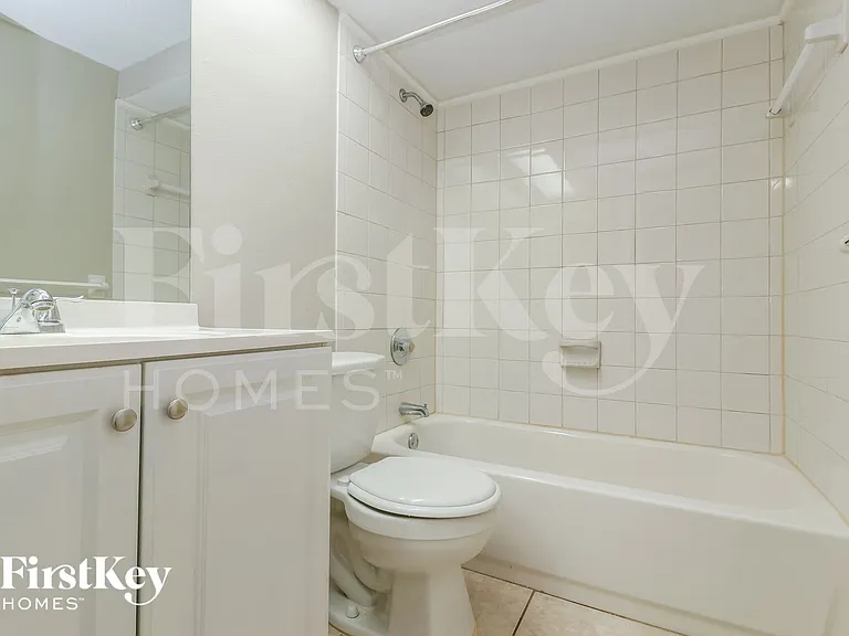 9231 Glen Moor Ln — Photo 14