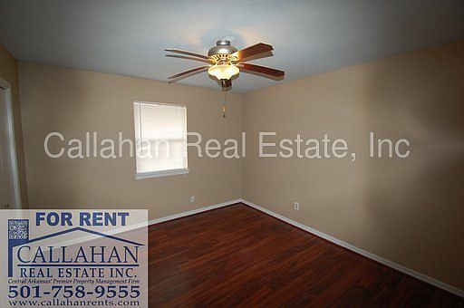 4th image of 202 Autumnbrook Cir