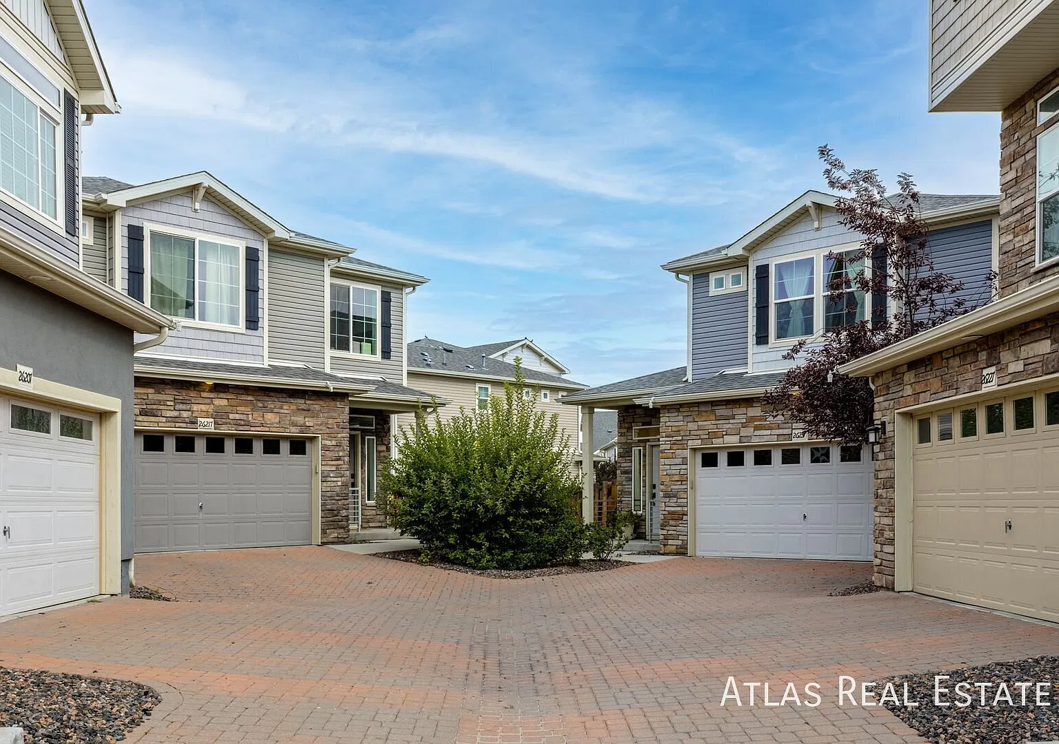 Bright & Inviting 2-Bedroom Home with Private Fenced Backyard and 2 Car Garage - Available Now — Photo 3