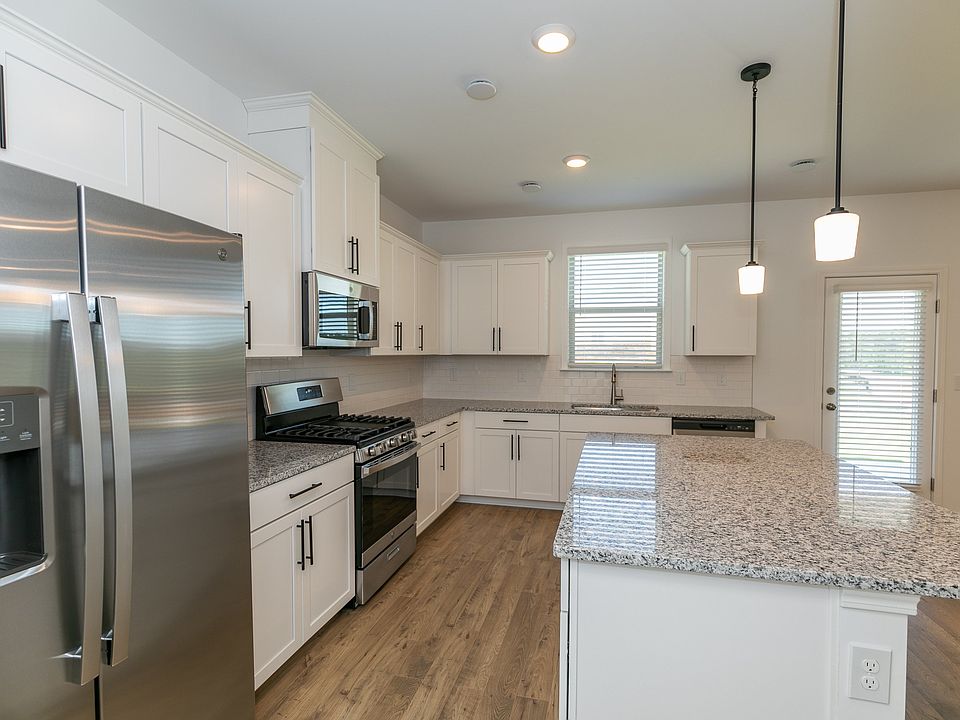 1st image of 2419 Derrick Dr #2206