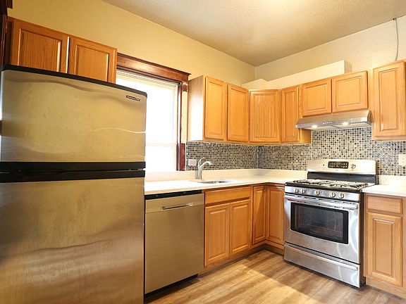 5th image of 7928 S Blackstone Ave