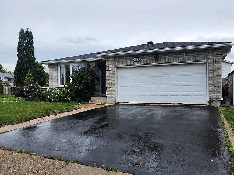 464 Thorndale Dr #BASEMENT — Photo 1