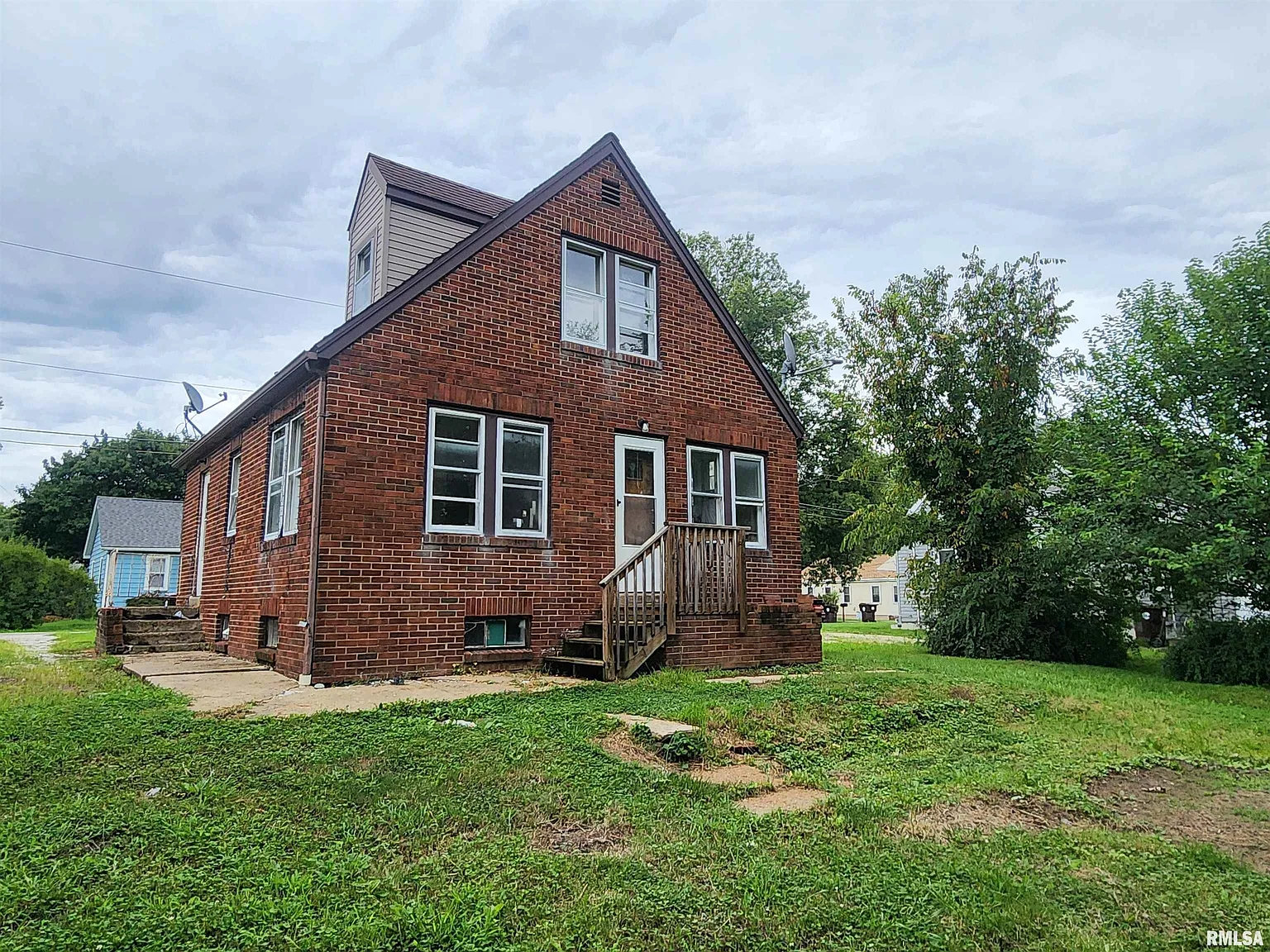 109 Apple Ct photo 1