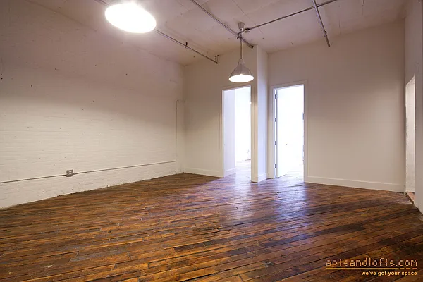 Rented by aptsandlofts.com | media 61