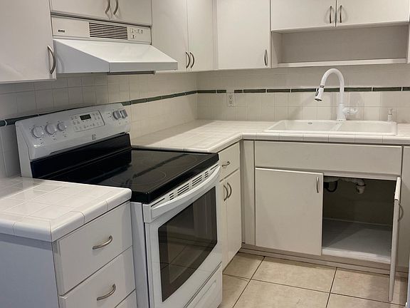 3rd image of 5005 Collins Ave APT 220