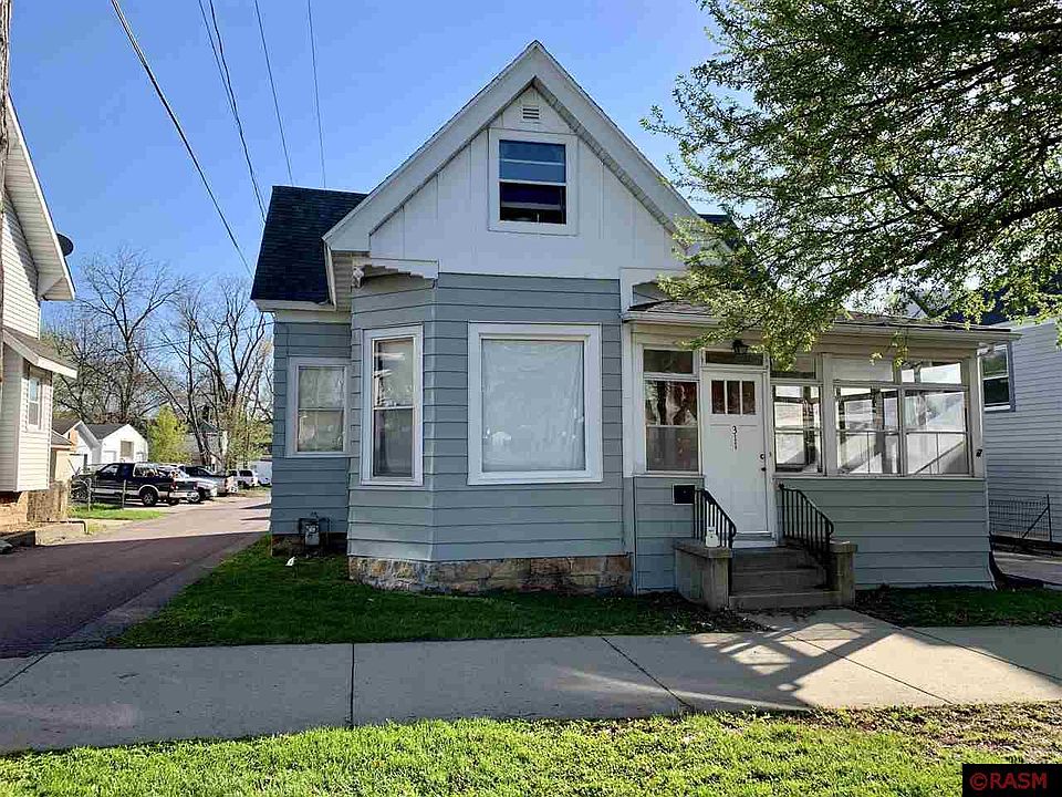 1st image of 311 E Elm St