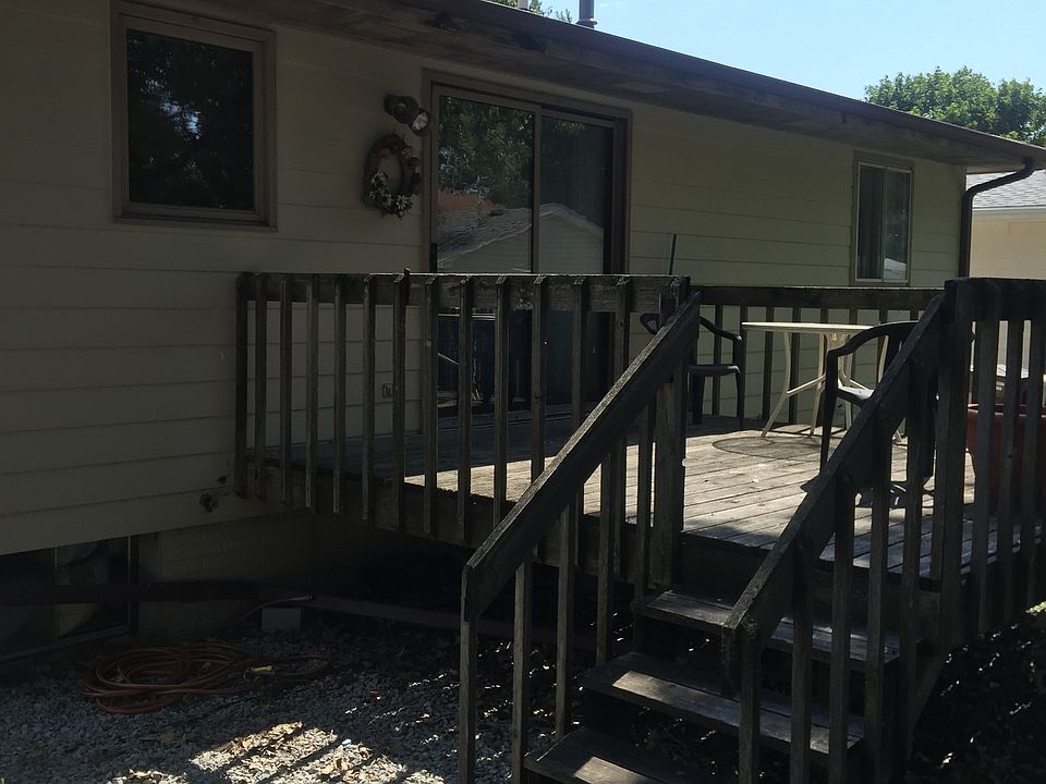 2nd image of 321 N Coddington Ave