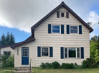 49858 Frenchtown Rd, Hancock, MI 49930