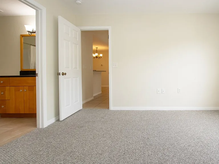 7405 Vista Way #203 — Photo 20