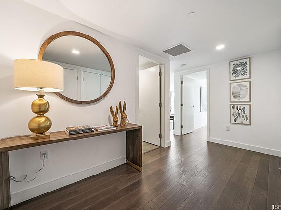 5th image of 708 Long Bridge St APT 208