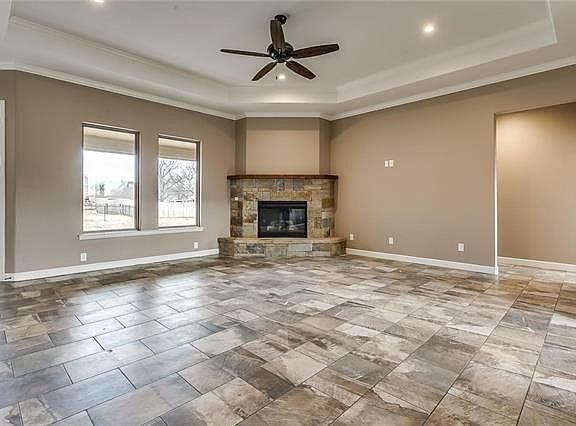 4th image of 9131 Hanging Moss Dr