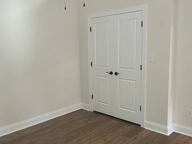 116 Charlton Ct — Photo 13