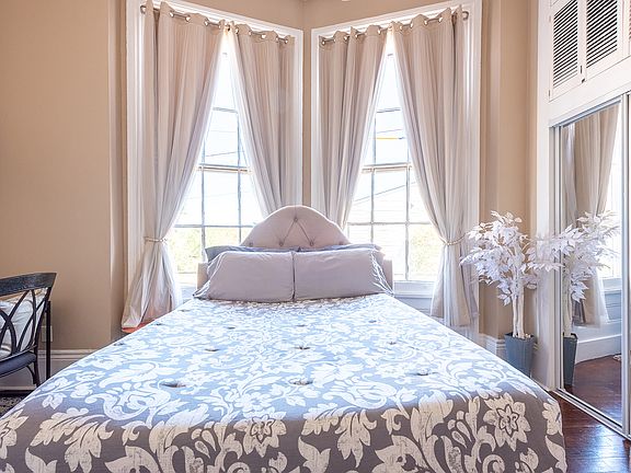 Queen Bed View From Foot