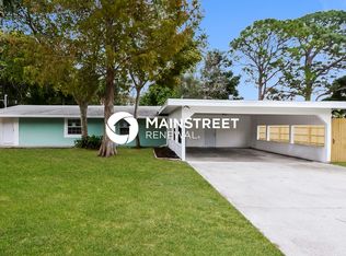111 42nd St W, Bradenton, FL 34209
