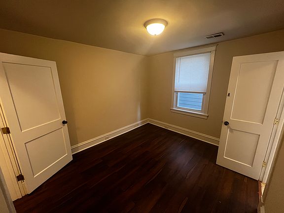 4th image of 1005 Porter St APT A