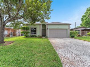 2310 NW 7th Ct, Fort Lauderdale, FL 33311